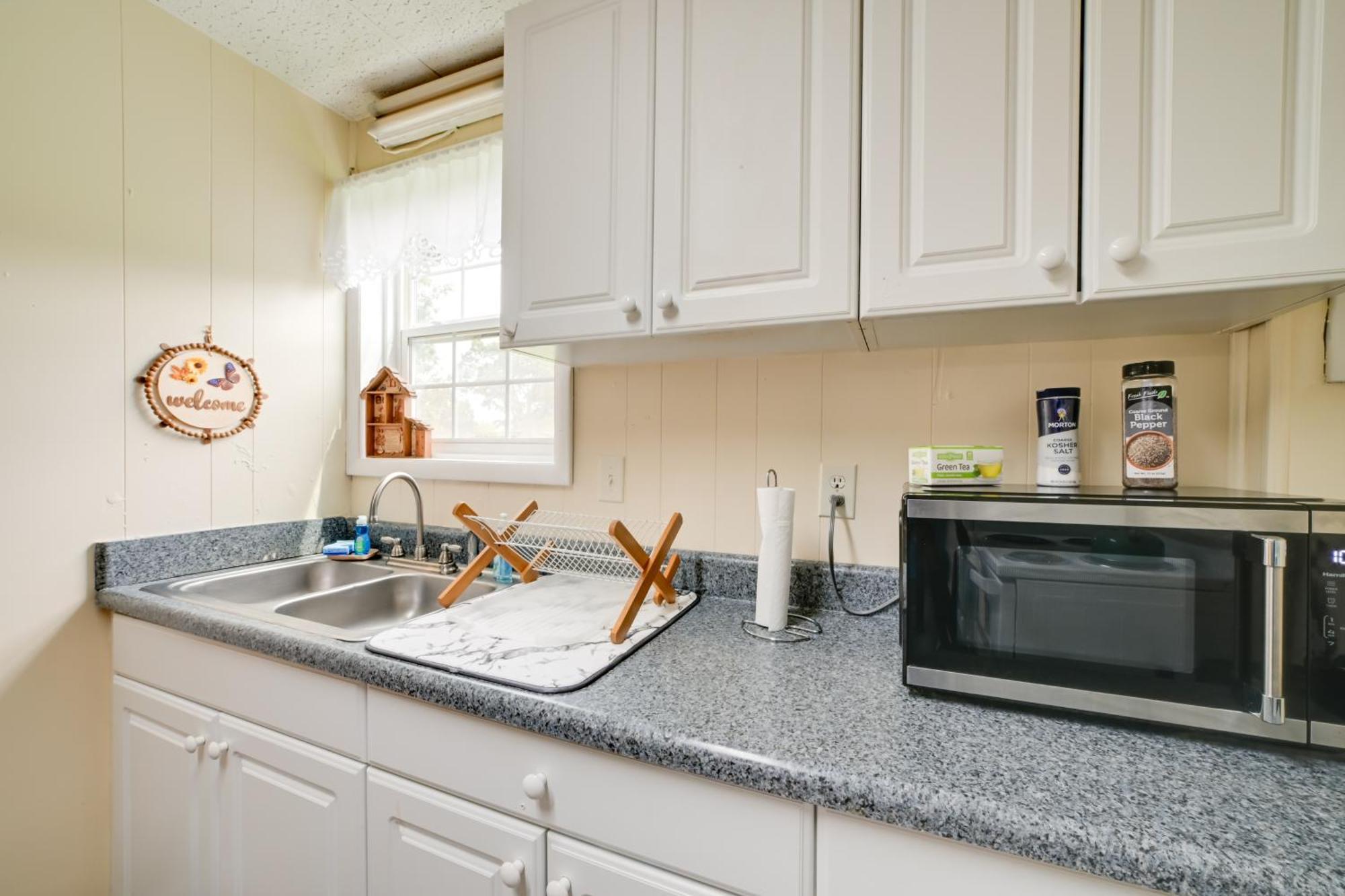 Serene Mcewen Cottage About 2 Mi To Golf Course! Extérieur photo