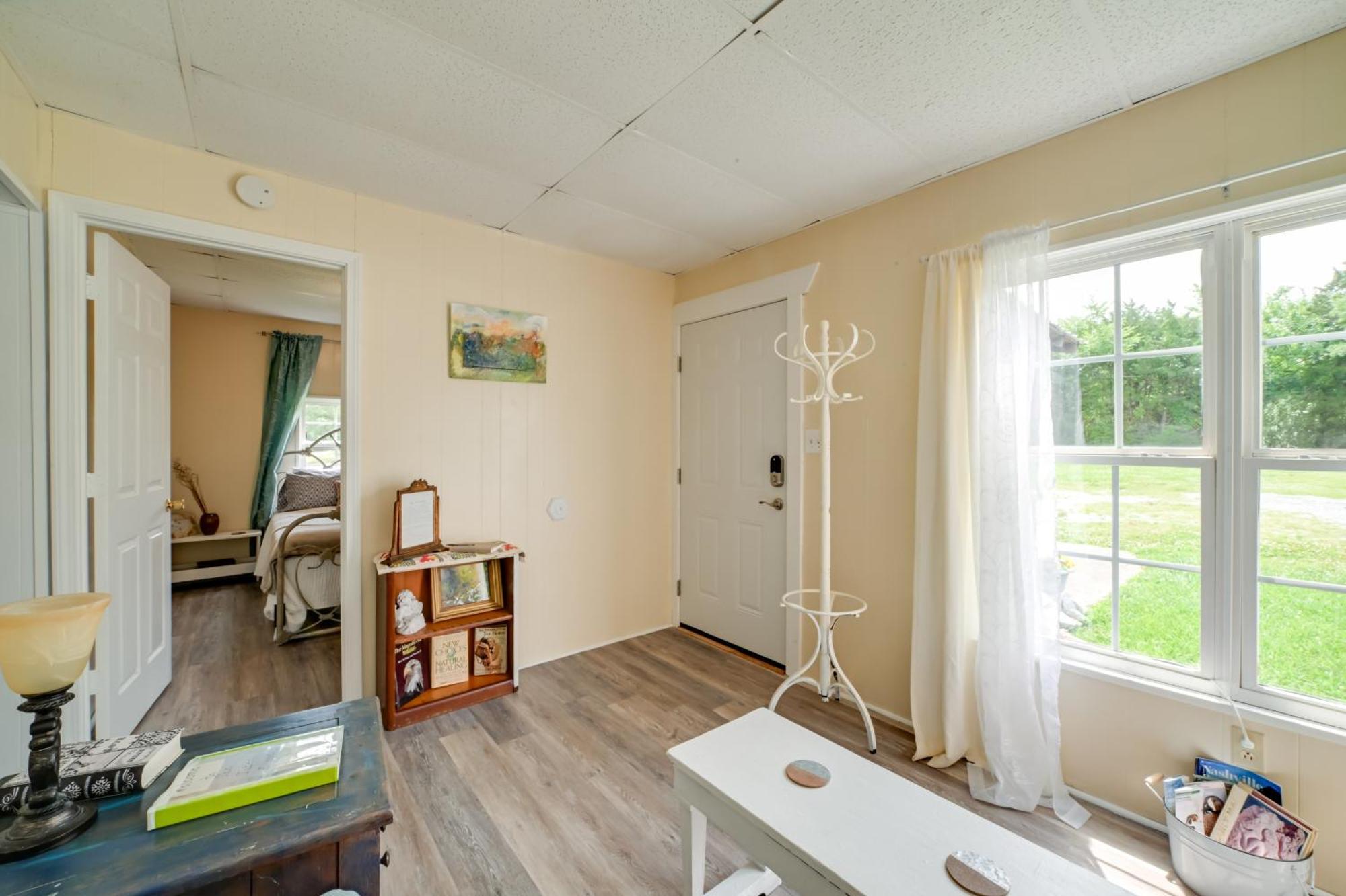 Serene Mcewen Cottage About 2 Mi To Golf Course! Extérieur photo